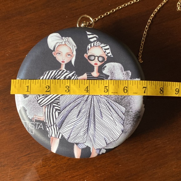 FUN AND FUNKY BATTISTA VALLI PURSE . - Picture 7 of 8